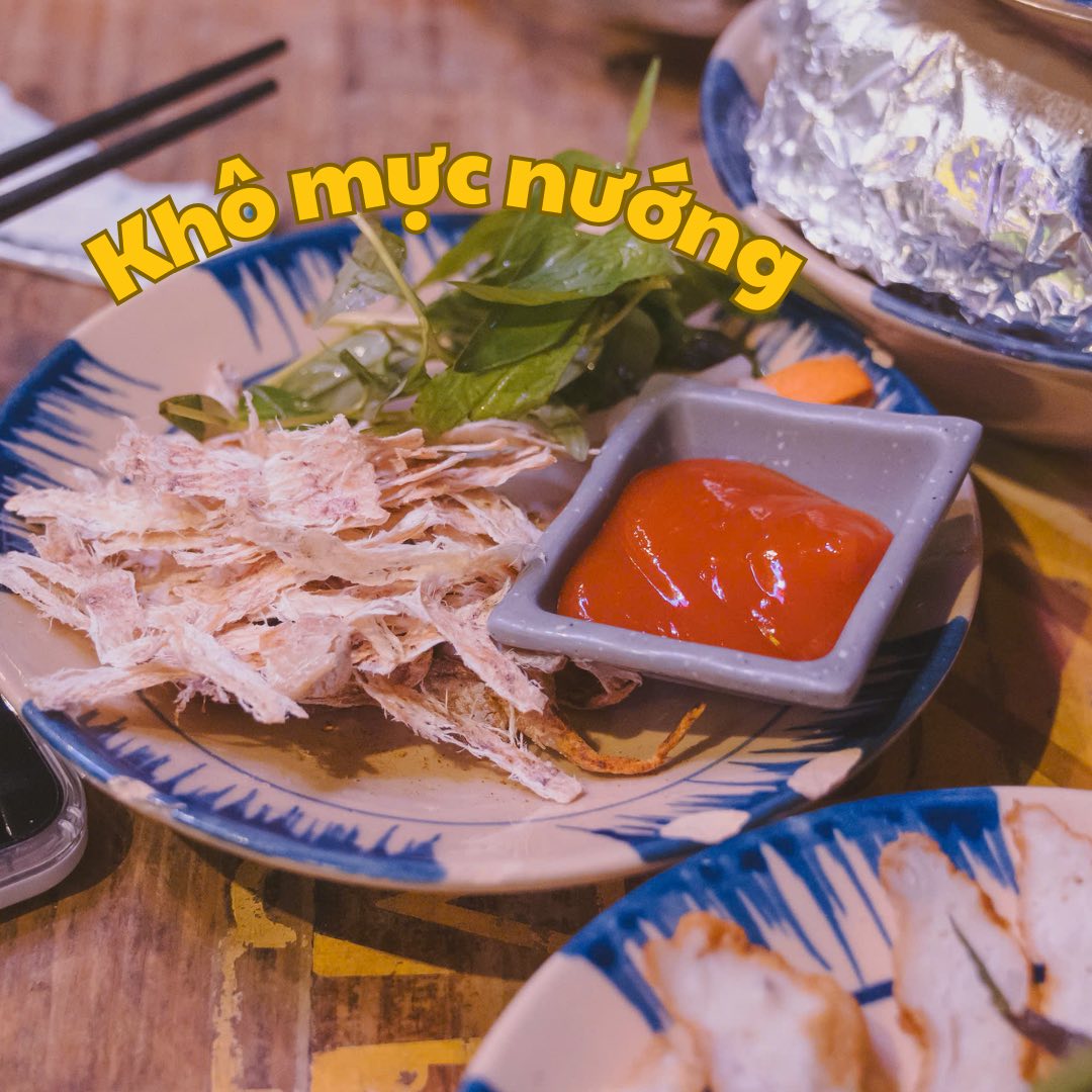 Bia Khô Mực の乾きものの焼き物
